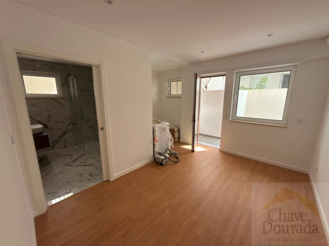 Apartamento T3 para Venda em Buarcos Foto 15
