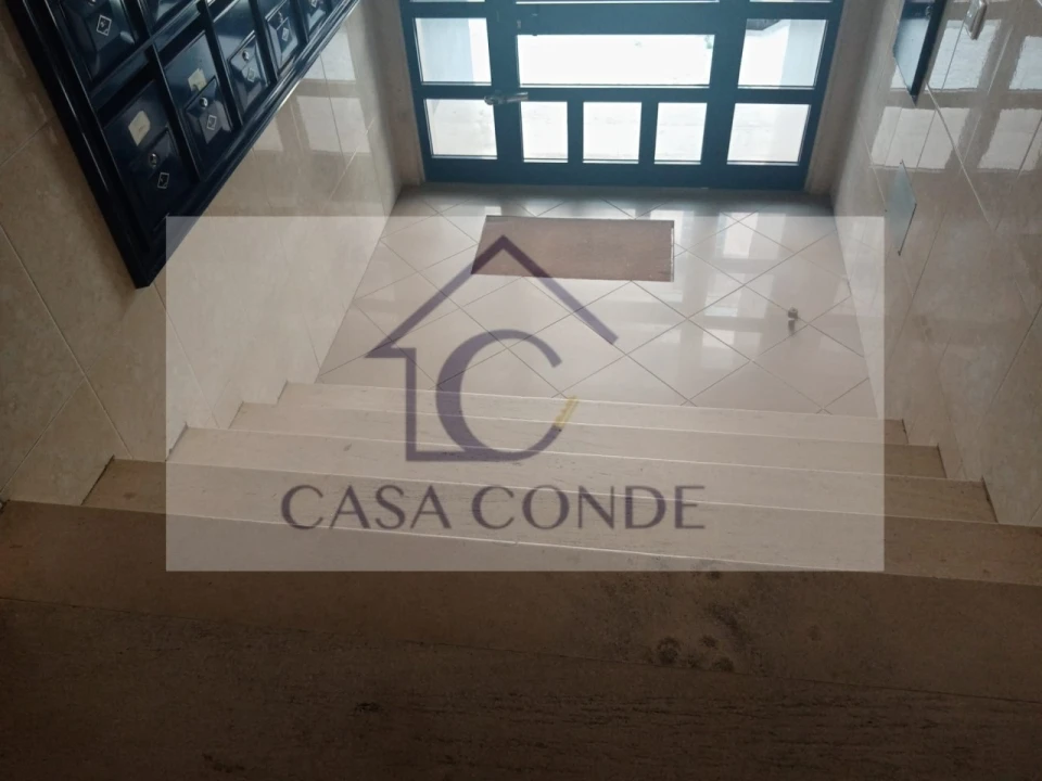 Apartamento T2 para Venda em Corroios Foto 5