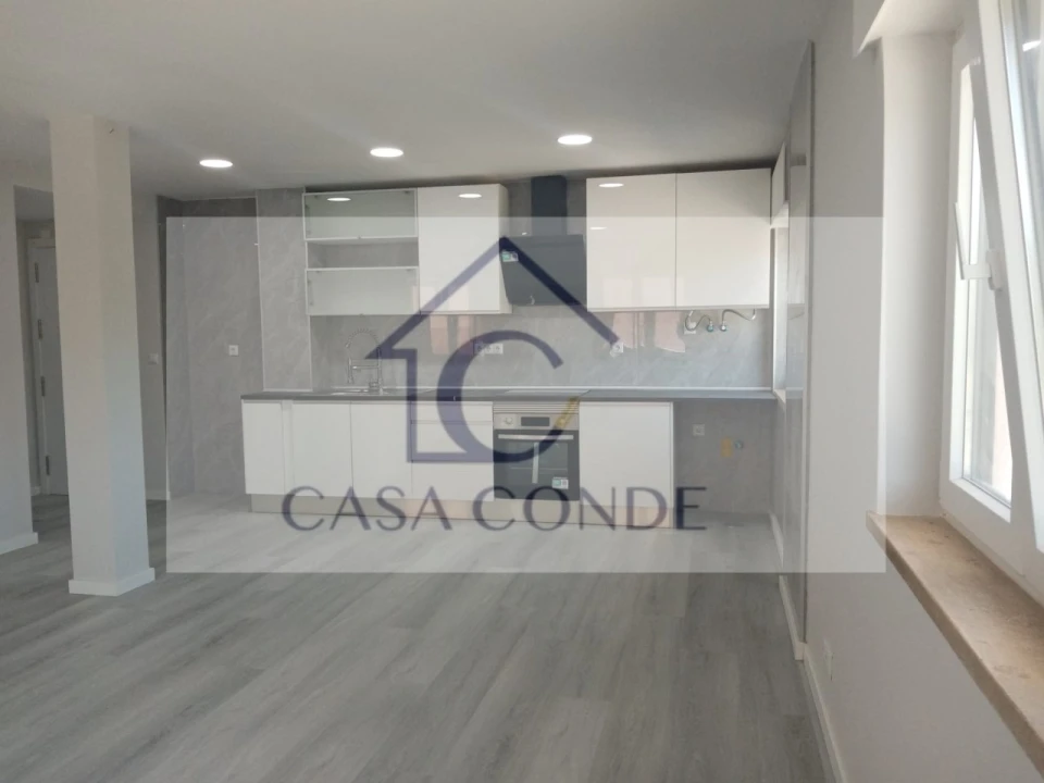 Apartamento T2 para Venda em Corroios Foto 10