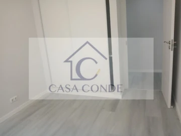 Apartamento T2 para Venda em Corroios