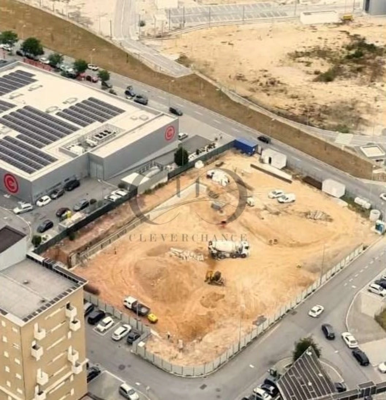 Apartamento T1 para Venda em Vilar de Andorinho Foto 8