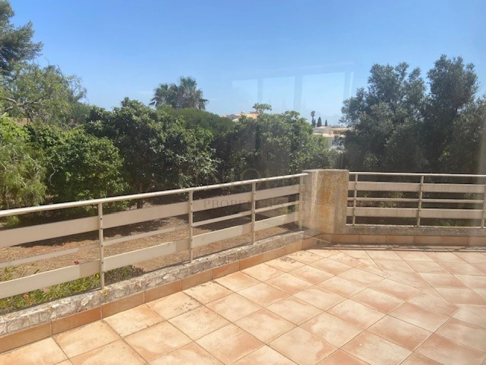 Moradia T5 para Venda em Luz Foto 10