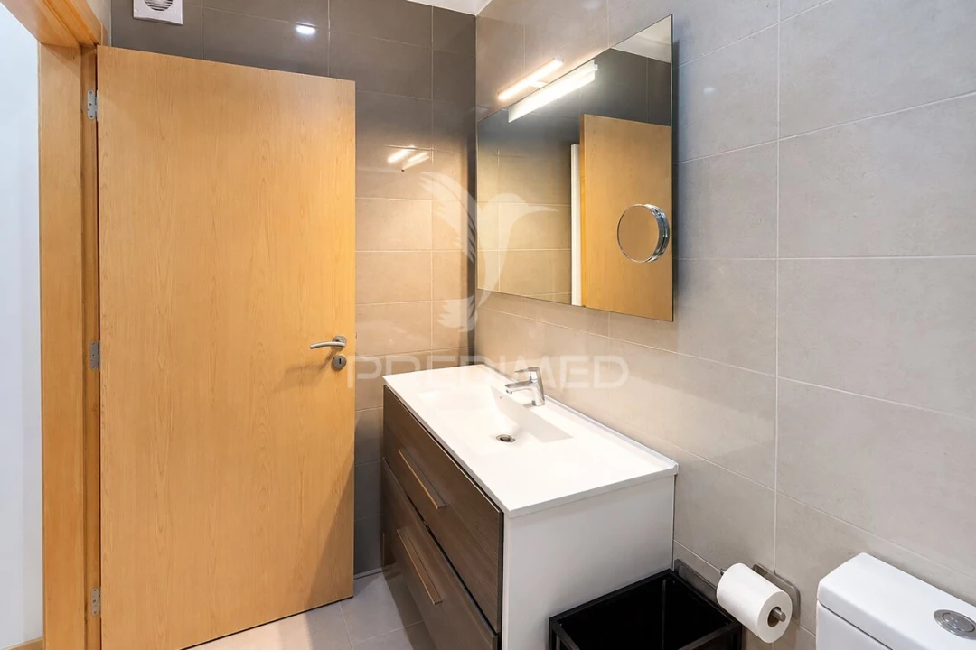 Apartamento T3 para Venda em Tavira (Santa Maria e Santiago) Foto 18