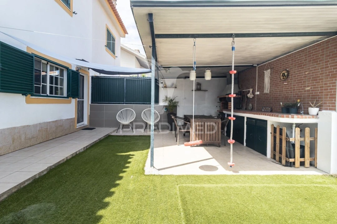 Moradia T3 para Venda em Quinta do Conde Foto 21