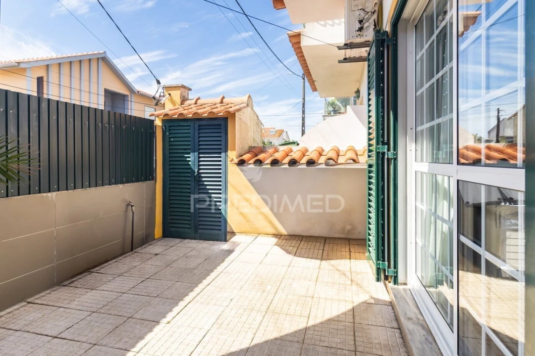 Moradia T3 para Venda em Quinta do Conde Foto 39