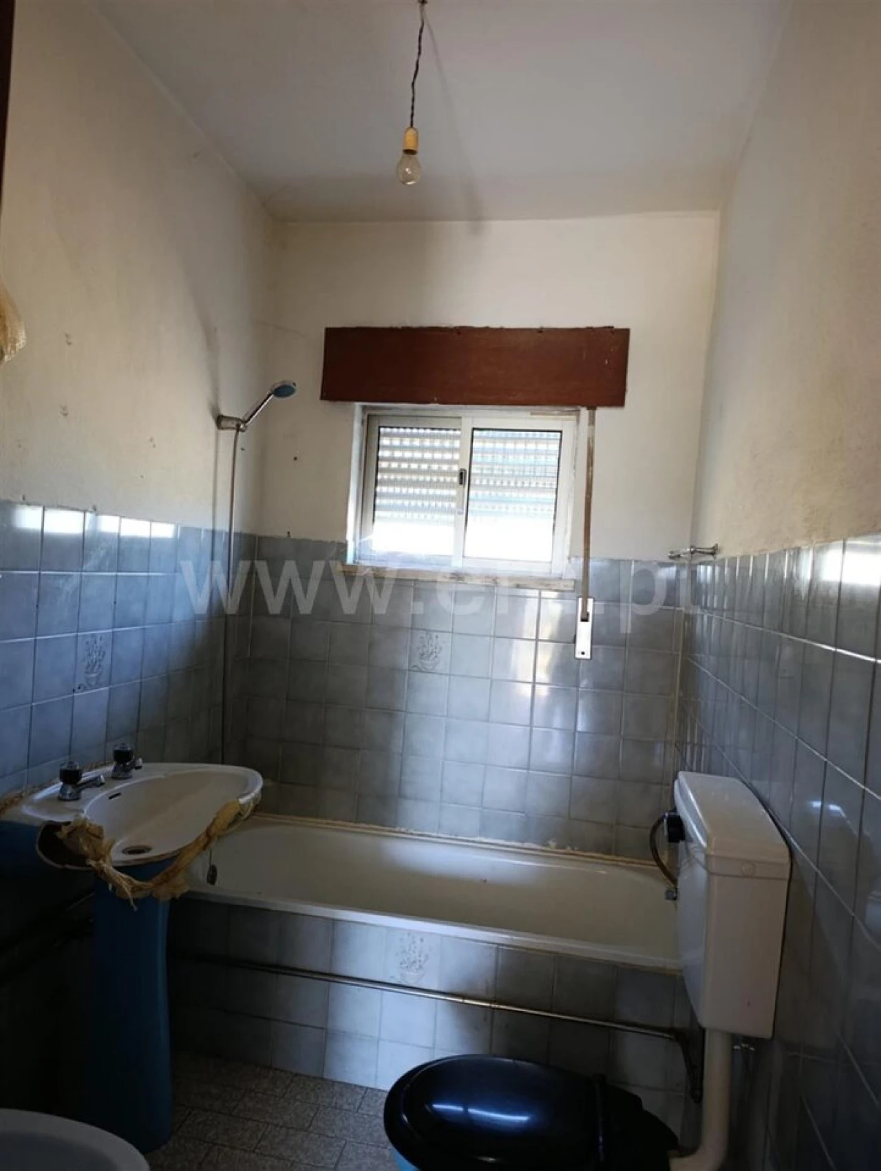 Moradia T2 para Venda em Orjais Foto 6