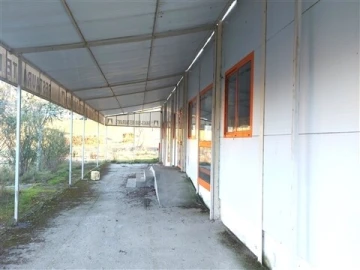 Armazém para Venda em Ratoeira