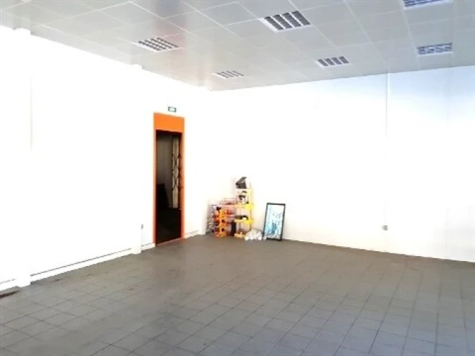 Armazém para Venda em Ratoeira Foto 13