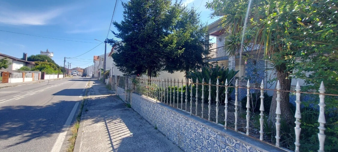 Moradia T7 para Venda em Mira Foto 38