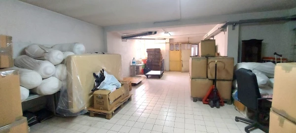 Armazém para Venda em Vila das Aves