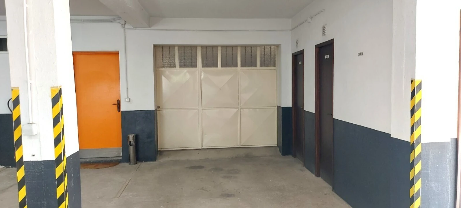 Armazém para Venda em Vila das Aves Foto 1