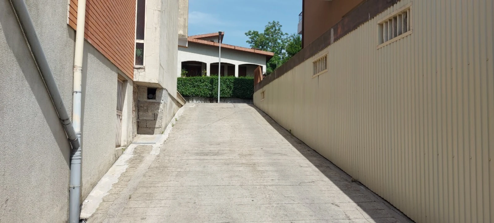 Armazém para Venda em Vila das Aves Foto 12
