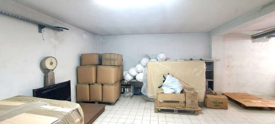 Armazém para Venda em Vila das Aves Foto 21
