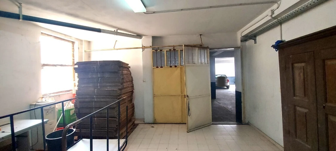 Armazém para Venda em Vila das Aves Foto 24