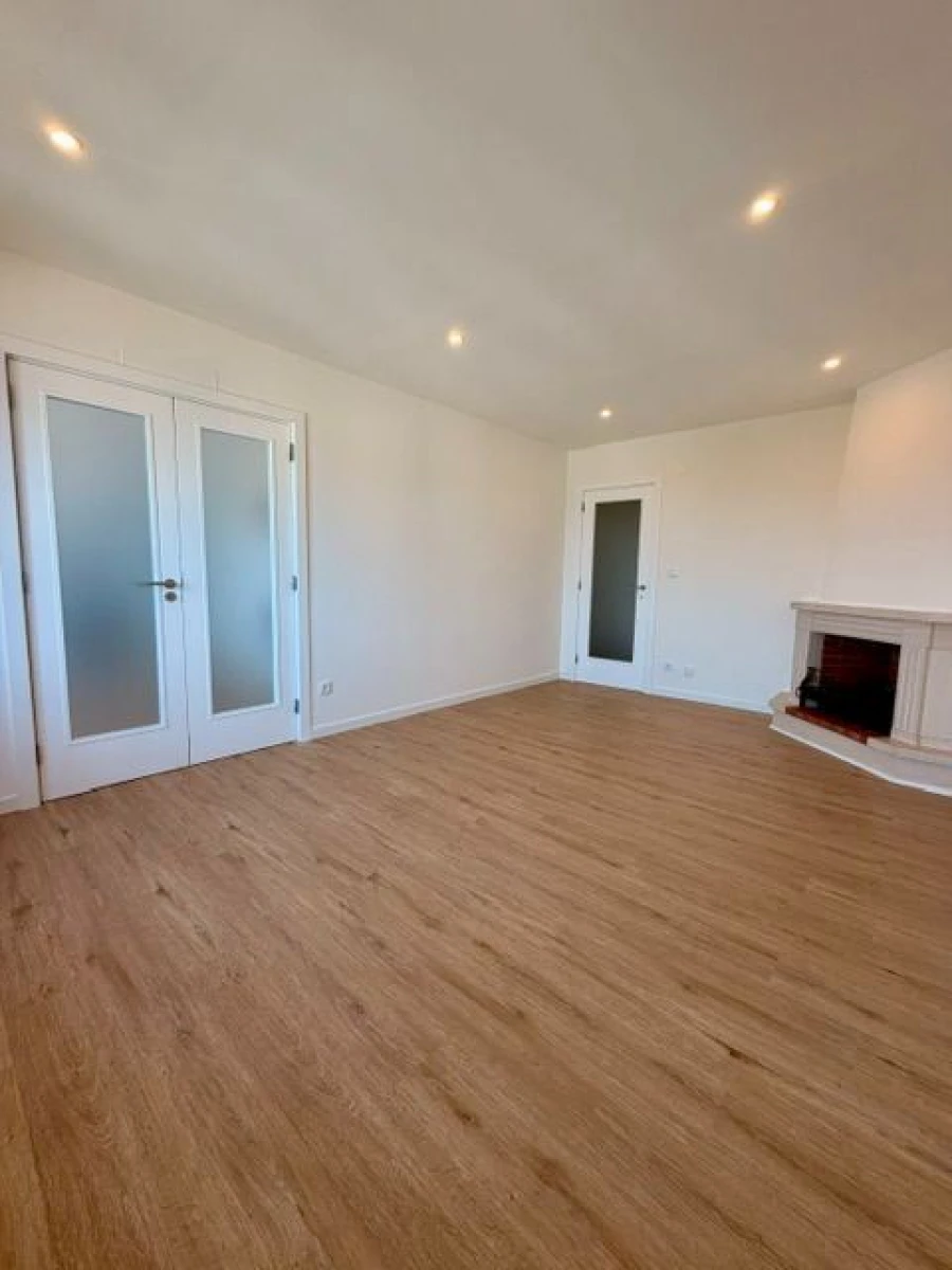 Apartamento T2 para Venda em Silveira Foto 12