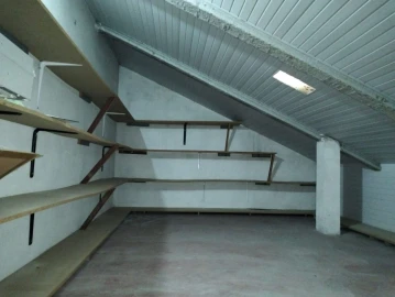 Armazém para Arrendamento em Samora Correia