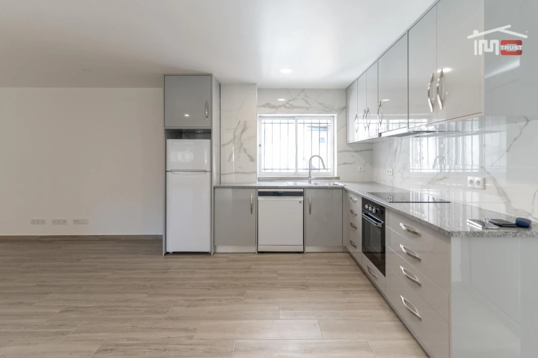 Apartamento T2 para Arrendamento em Fatima Foto 2