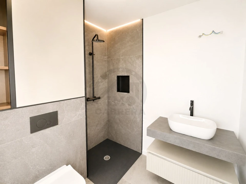 Apartamento T2 para Venda em Santo Antonio Foto 15