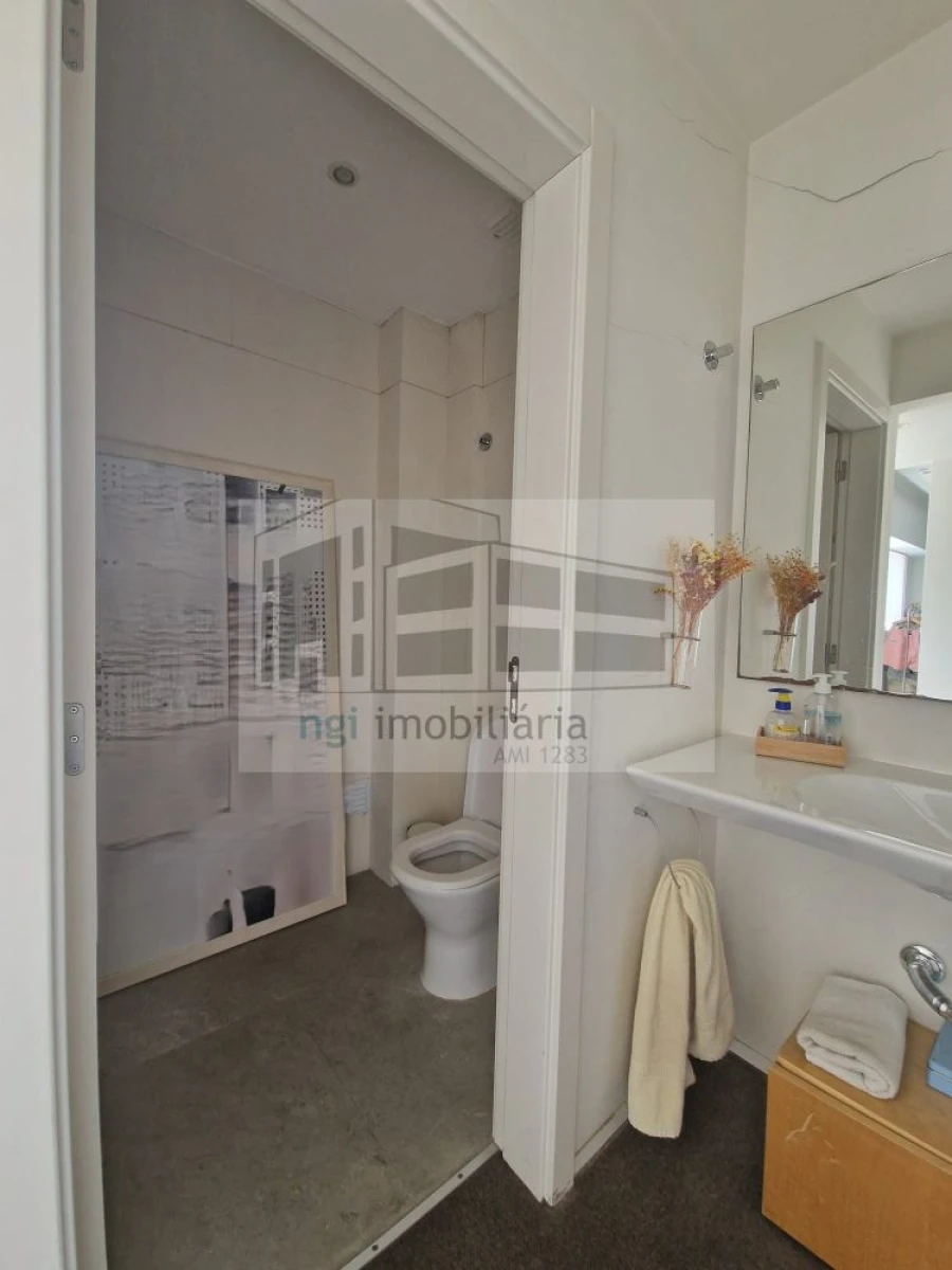 Loja para Arrendamento em Pontinha e Famões Foto 6