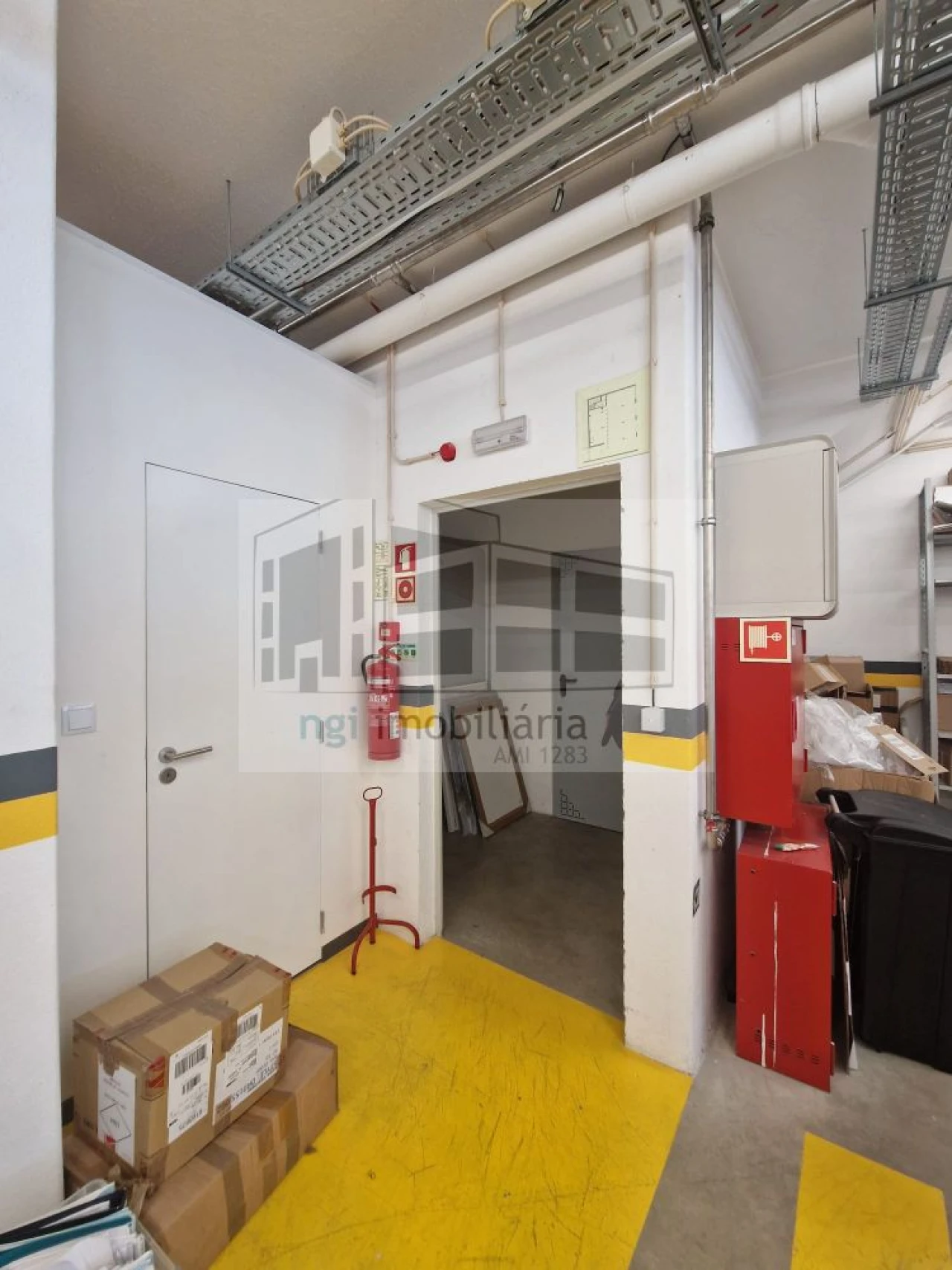 Loja para Arrendamento em Pontinha e Famões Foto 22