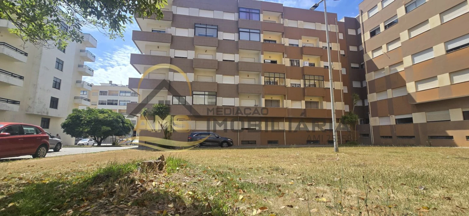 Apartamento T2 para Venda em Chafe Foto 38