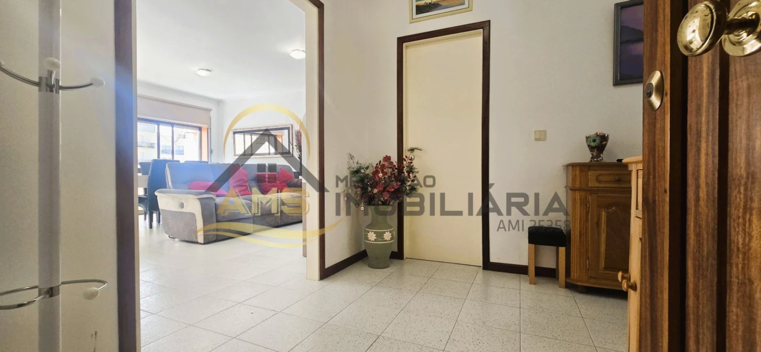 Apartamento T2 para Venda em Chafe Foto 14
