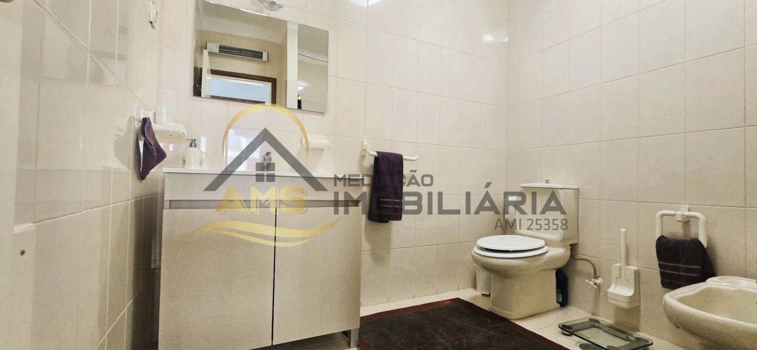 Apartamento T2 para Venda em Chafe Foto 24