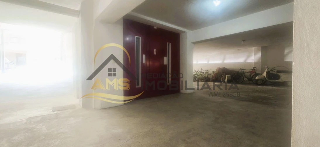 Apartamento T2 para Venda em Chafe Foto 35
