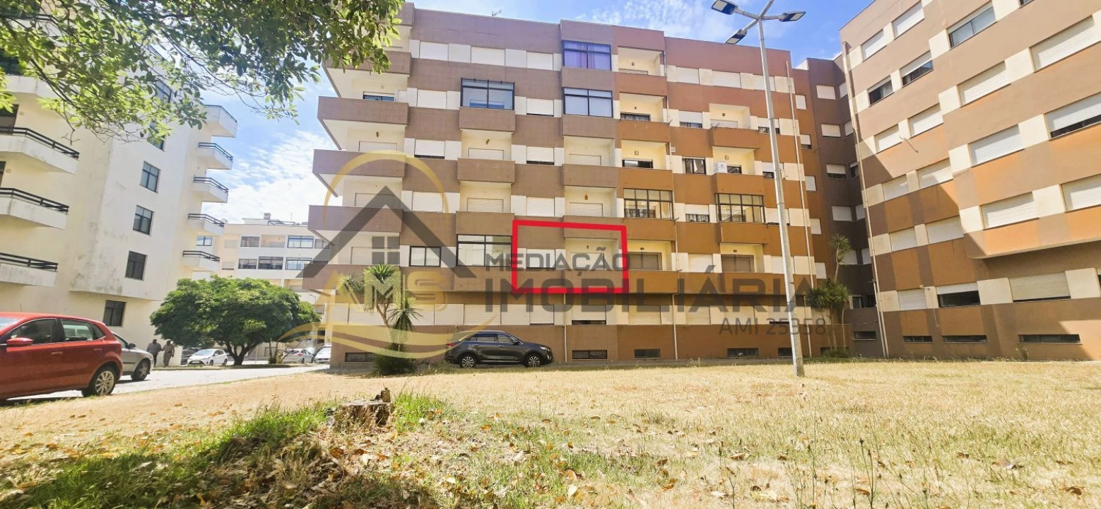 Apartamento T2 para Venda em Chafe Foto 30