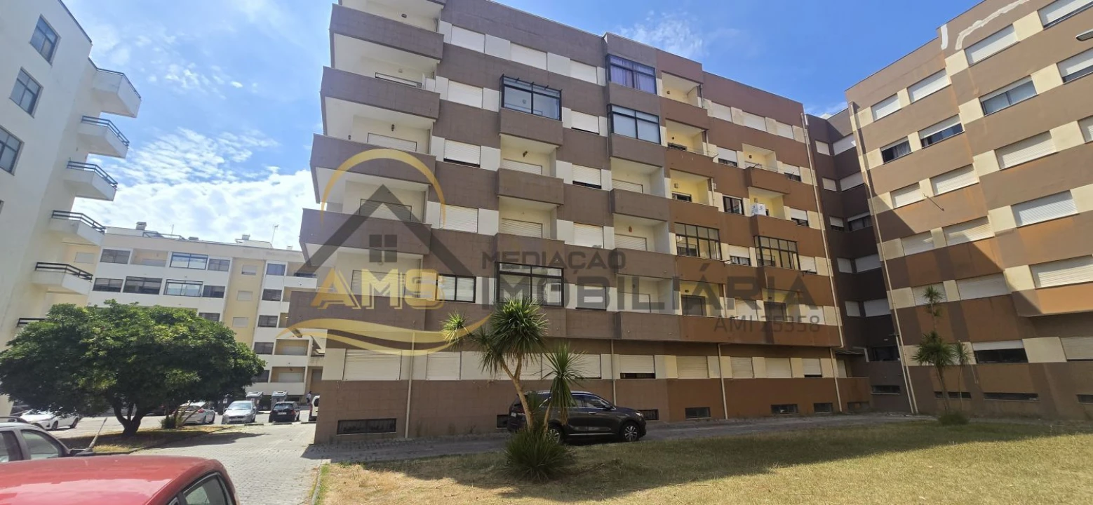 Apartamento T2 para Venda em Chafe Foto 37
