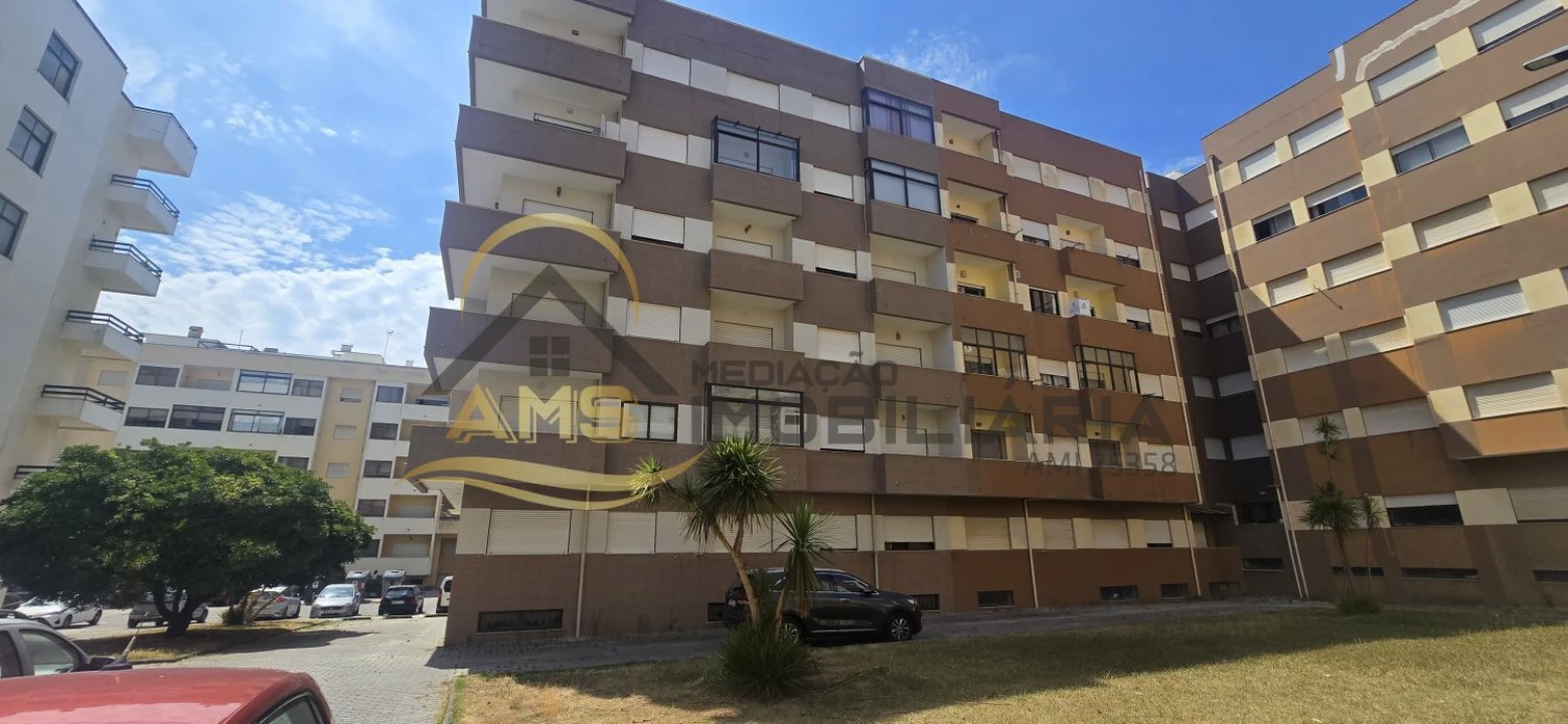 Apartamento T2 para Venda em Chafe Foto 36