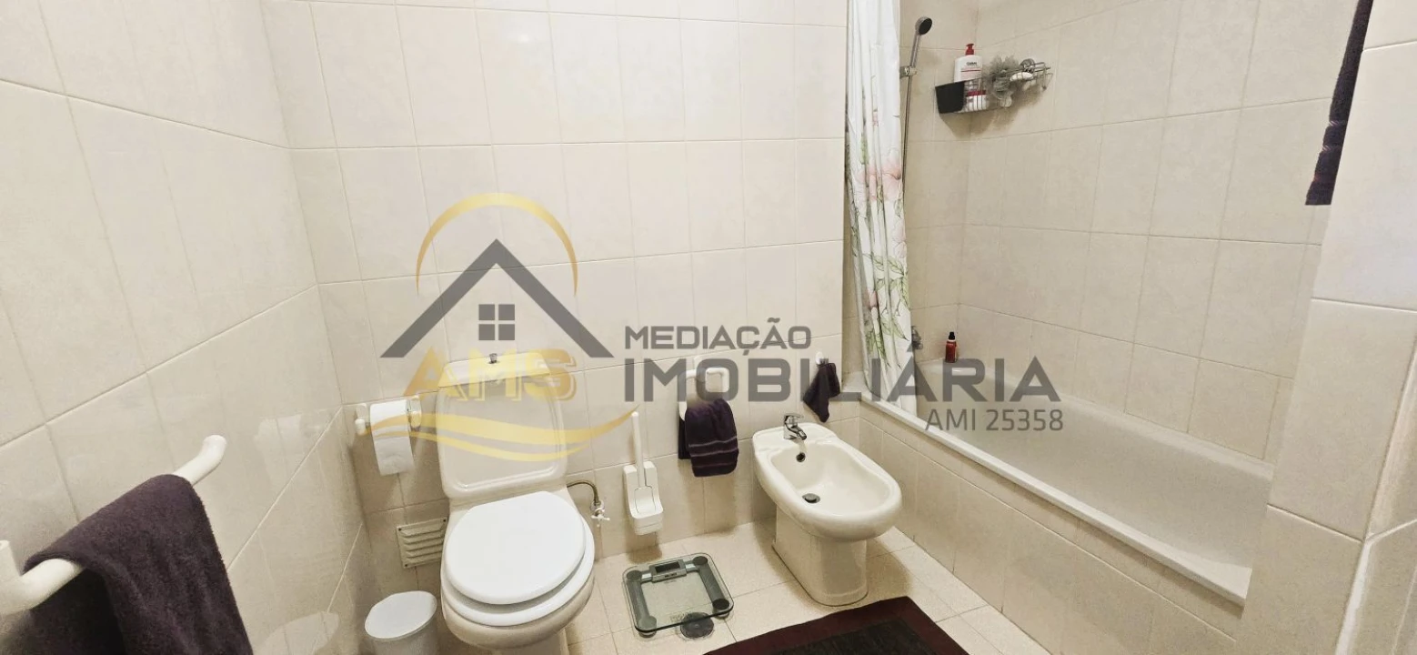 Apartamento T2 para Venda em Chafe Foto 22