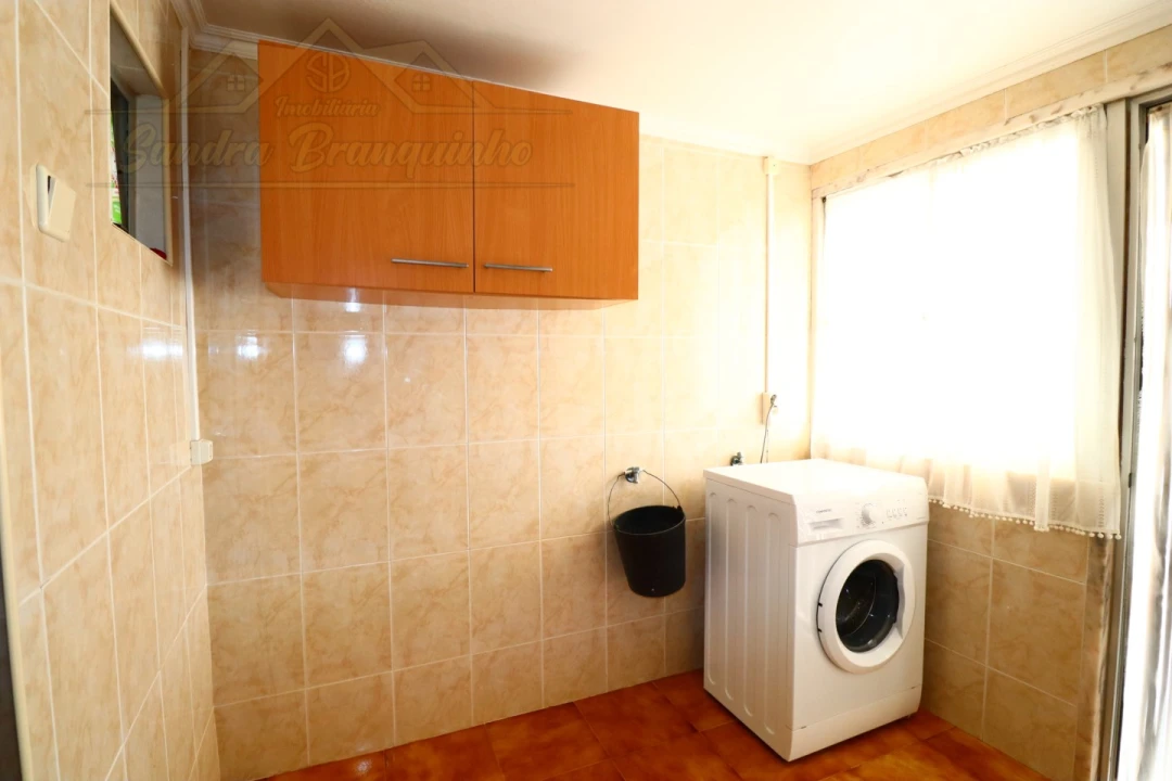 Moradia T2 para Venda em Santa Maria, São Pedro e Matacães Foto 25