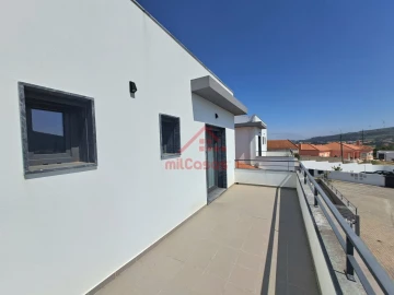 Moradia T3 para Venda em Turcifal