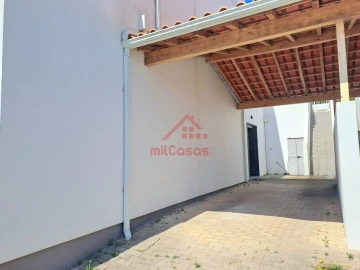 Moradia T3 para Venda em Turcifal