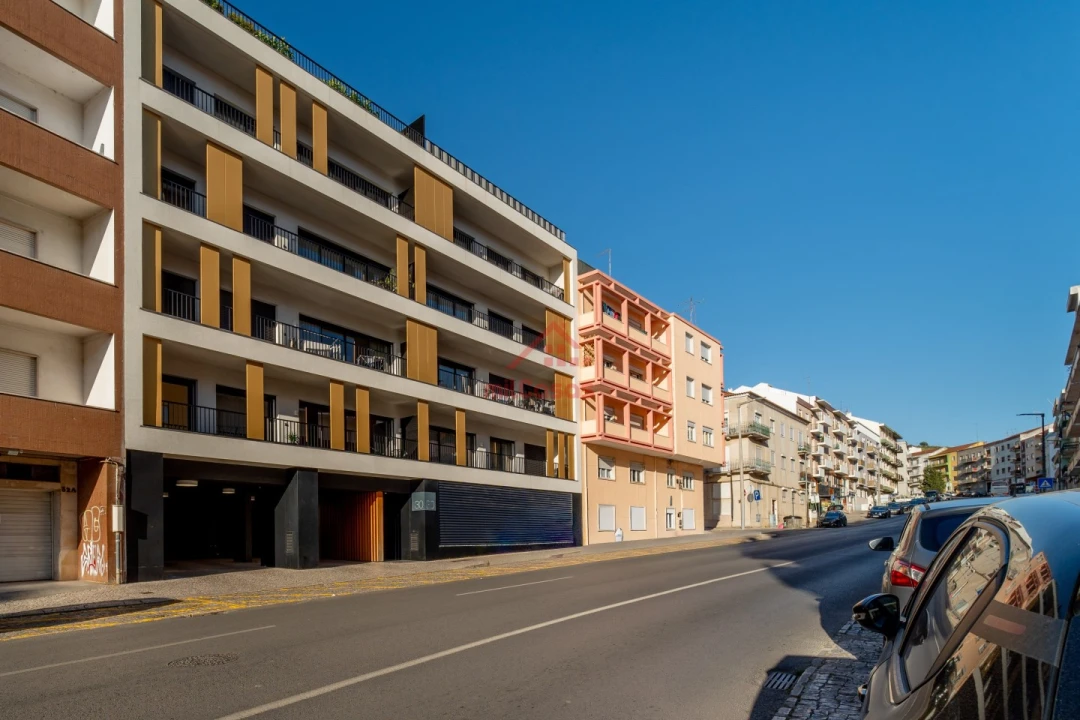 Apartamento T3 para Venda em Santa Maria, São Pedro e Matacães Foto 1