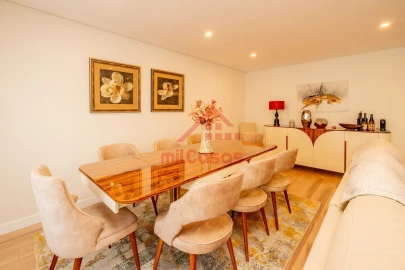 Apartamento T3 para Venda em Santa Maria, São Pedro e Matacães