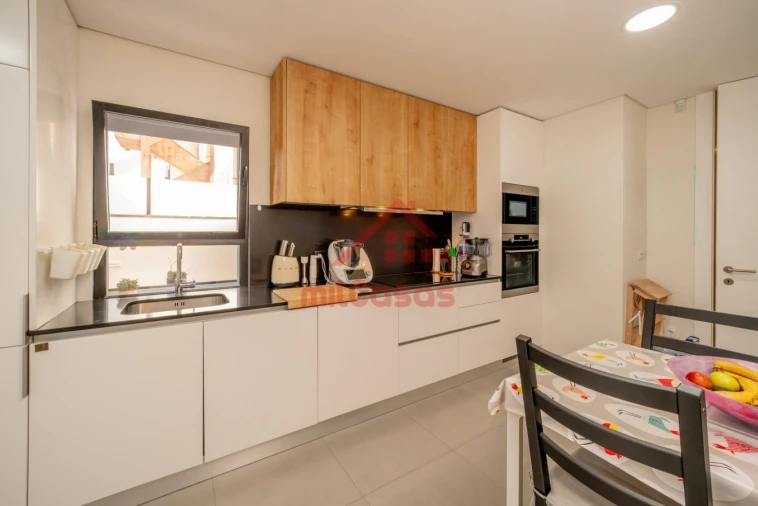 Apartamento T3 para Venda em Santa Maria, São Pedro e Matacães Foto 2
