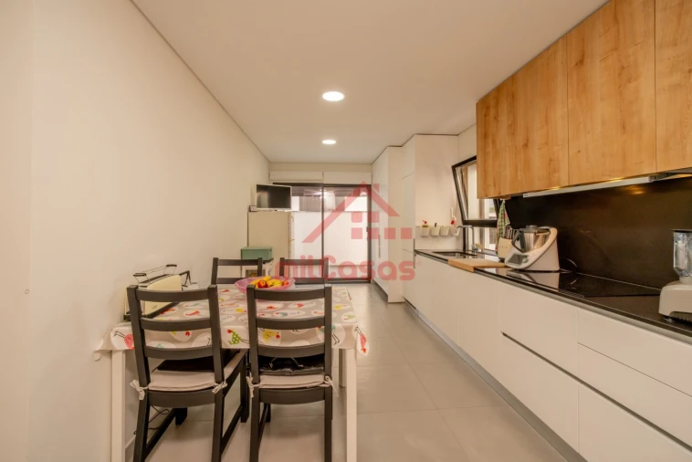 Apartamento T3 para Venda em Santa Maria, São Pedro e Matacães Foto 3