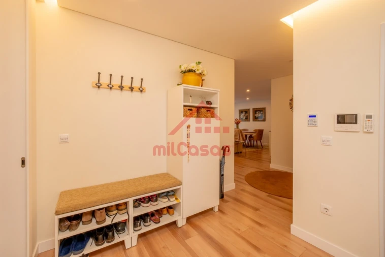Apartamento T3 para Venda em Santa Maria, São Pedro e Matacães Foto 8