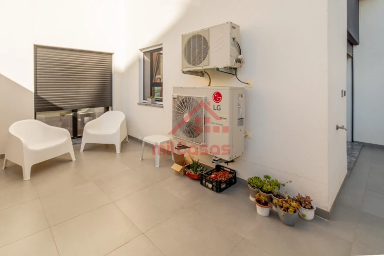 Apartamento T3 para Venda em Santa Maria, São Pedro e Matacães Foto 20