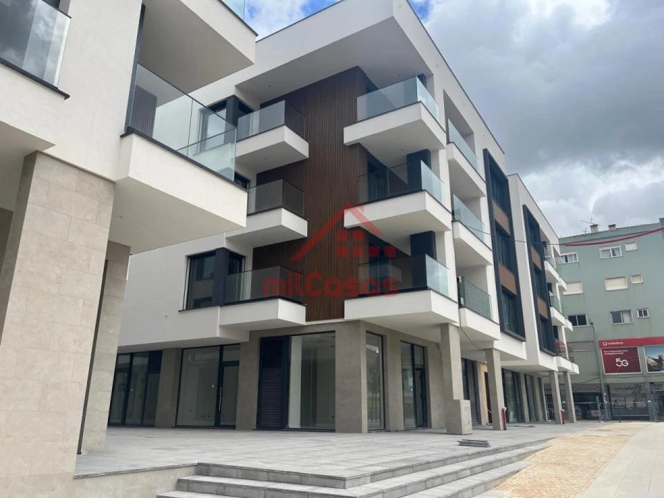 Apartamento T2 para Venda em Santa Maria, São Pedro e Matacães Foto 1
