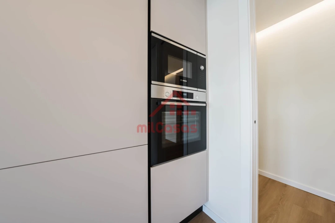 Apartamento T2 para Venda em Santa Maria, São Pedro e Matacães Foto 22