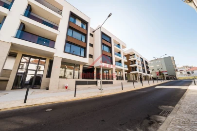 Apartamento T2 para Venda em Santa Maria, São Pedro e Matacães