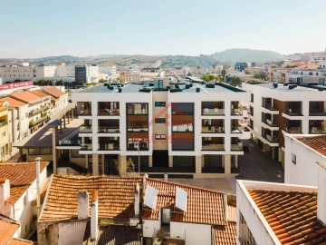 Apartamento T2 para Venda em Santa Maria, São Pedro e Matacães