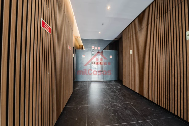 Apartamento T2 para Venda em Santa Maria, São Pedro e Matacães Foto 5
