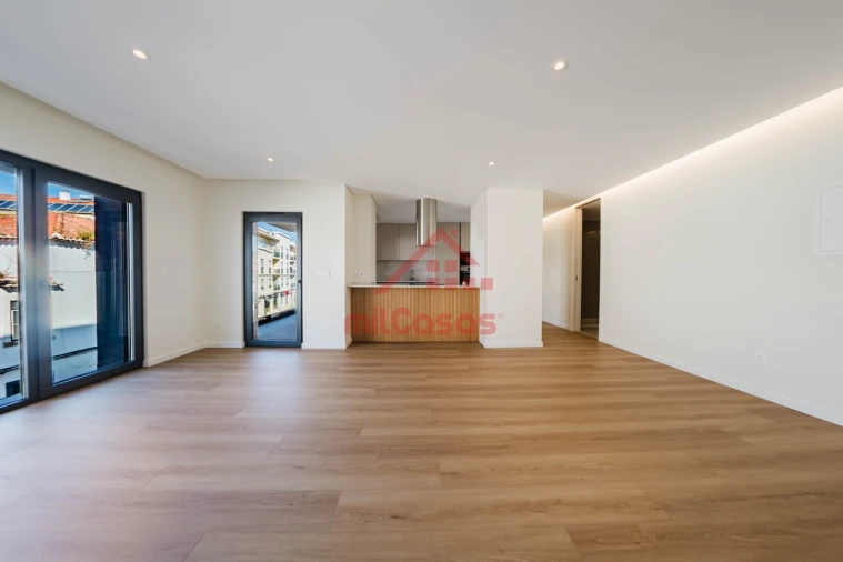 Apartamento T2 para Venda em Santa Maria, São Pedro e Matacães Foto 12