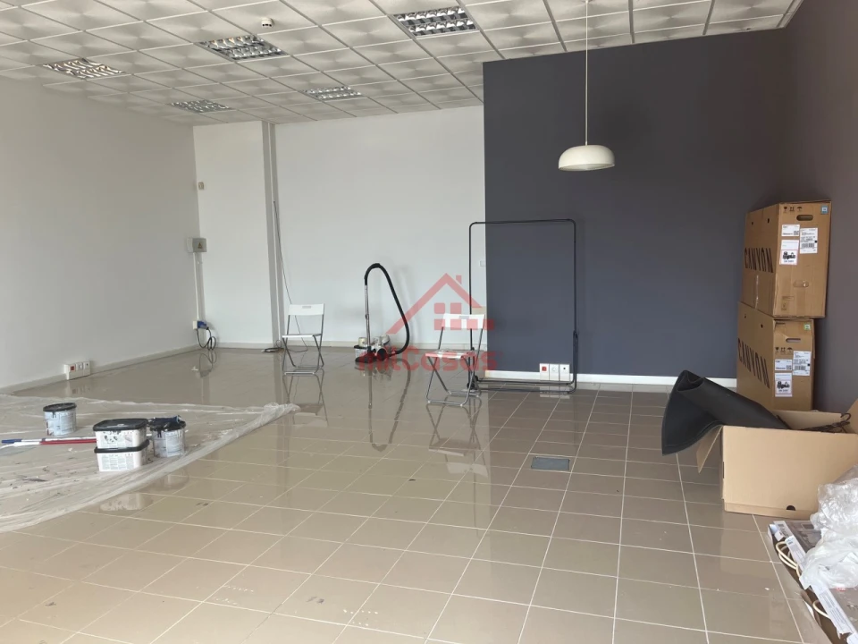 Escritório para Arrendamento em Santa Maria, São Pedro e Matacães Foto 22