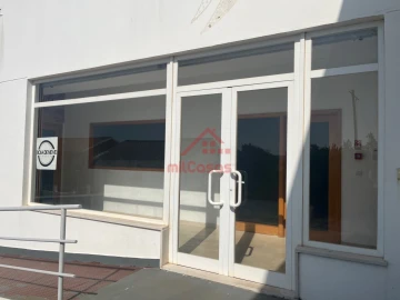 Escritório para Arrendamento em Santa Maria, São Pedro e Matacães