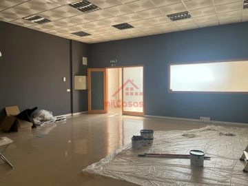 Escritório para Arrendamento em Santa Maria, São Pedro e Matacães